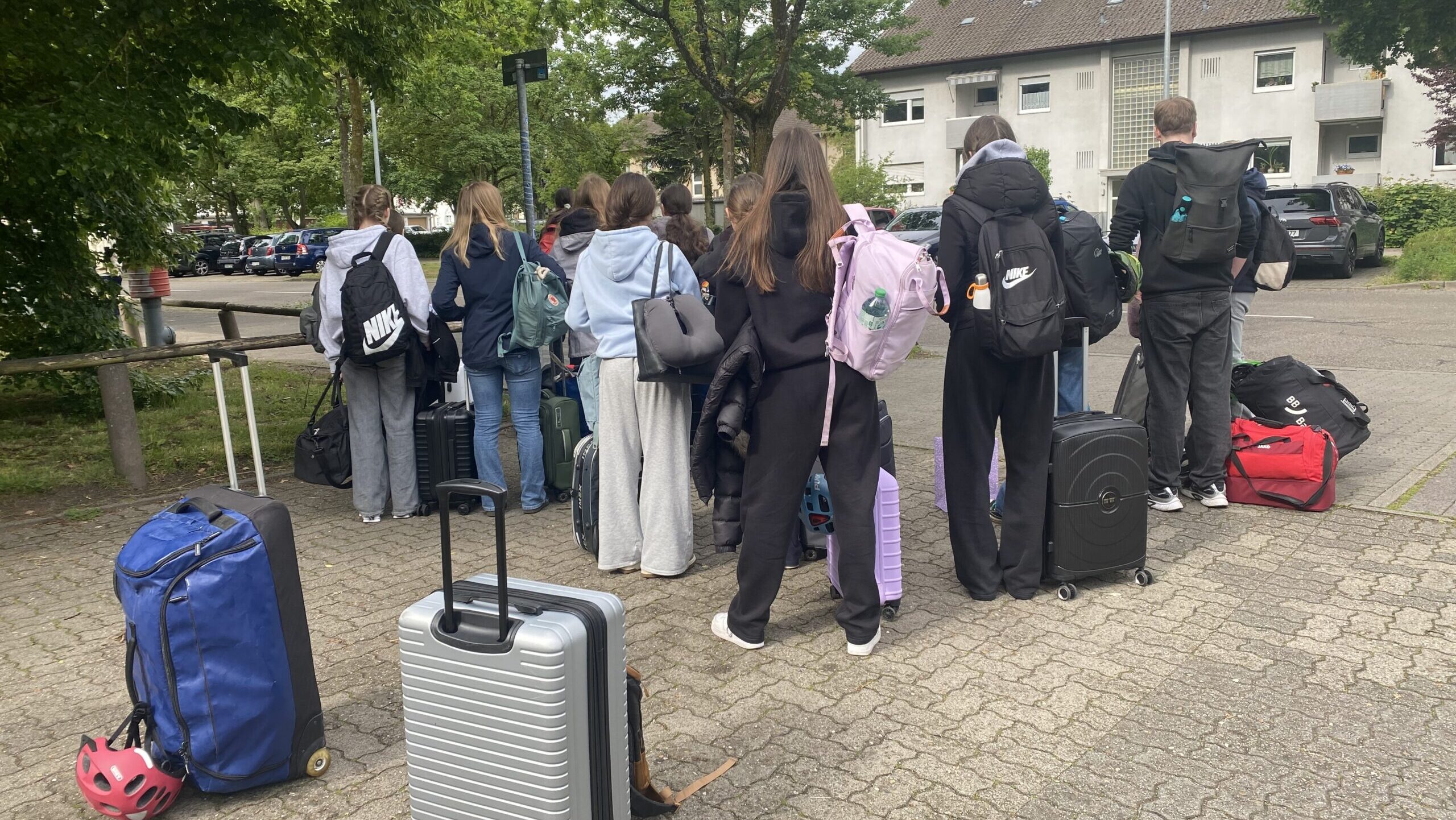Waiting for the bus to Ede!